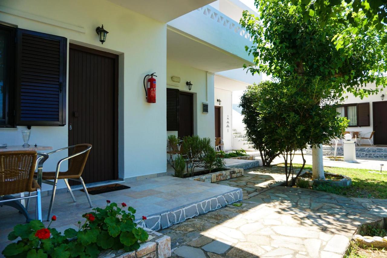 Skyros Avra Residences Buitenkant foto