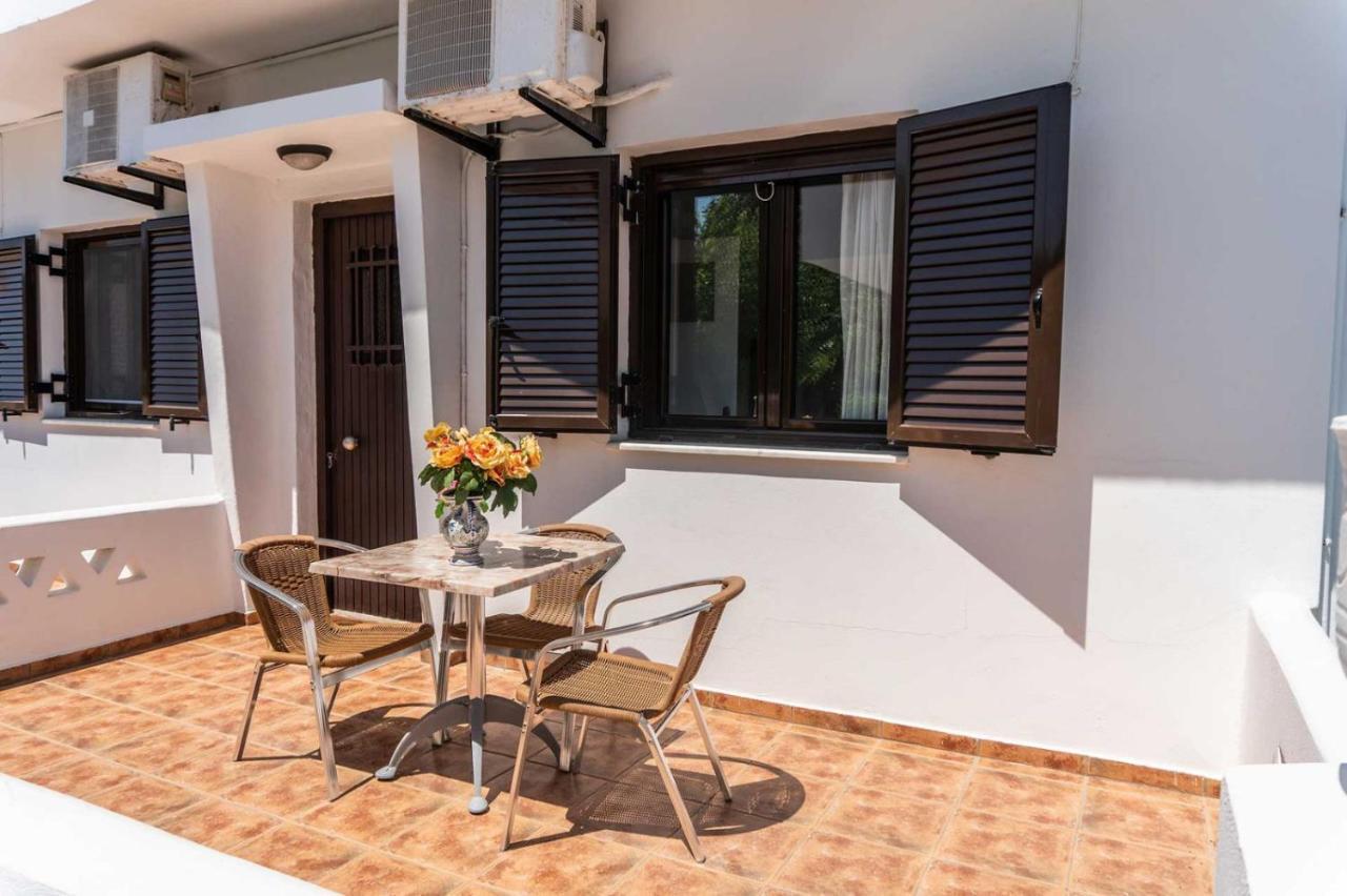 Skyros Avra Residences Buitenkant foto